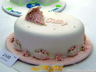 Creative Rose Cake